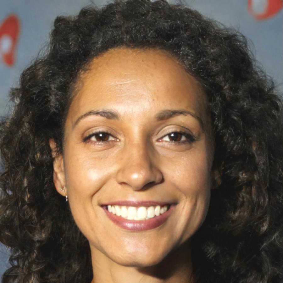 Portrait de Camille Bergeron, ancienne étudiante en formation d'investissement